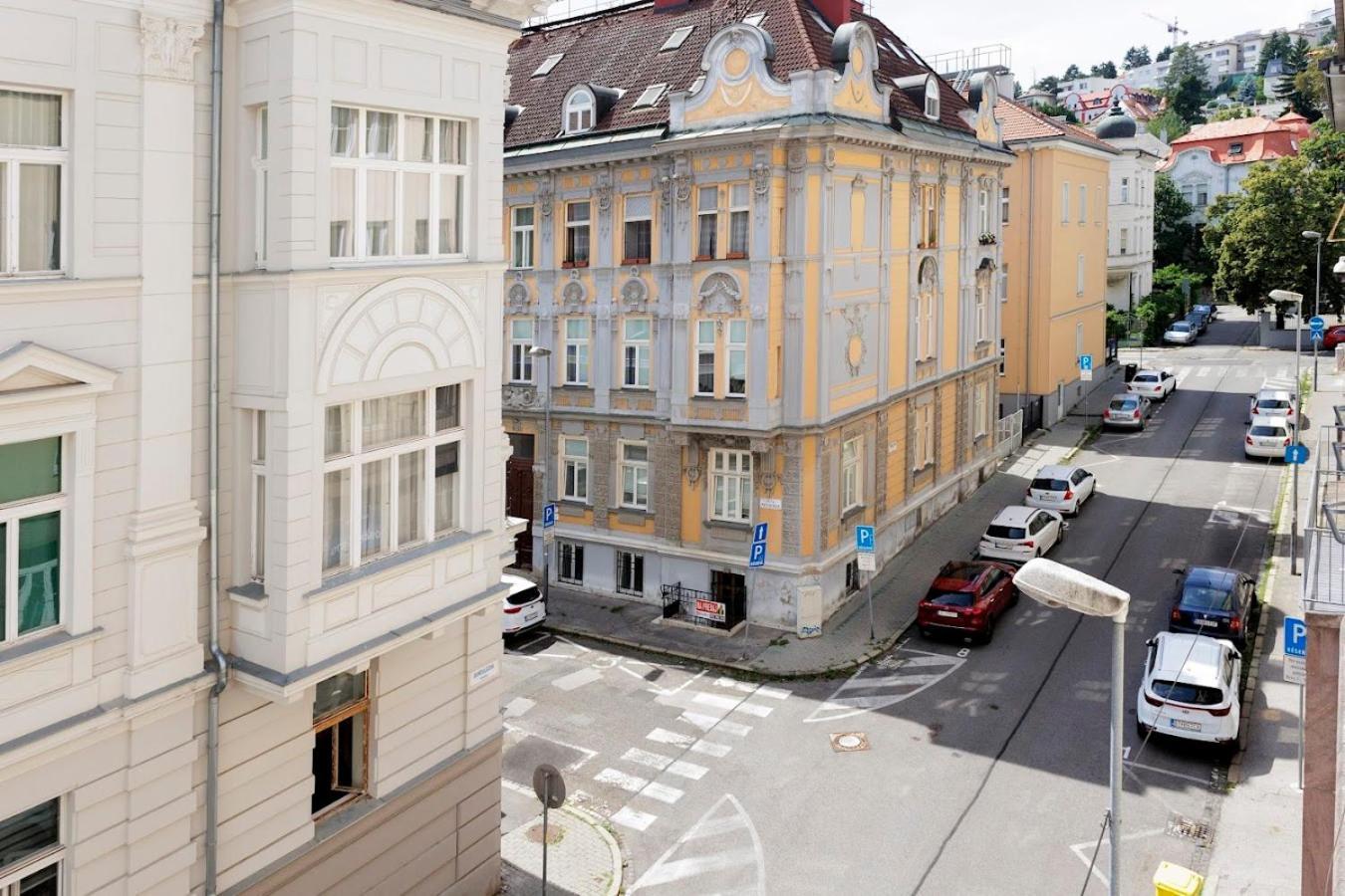 Diamond Residence In Old Town With Free Parking Bratislava Exterior foto